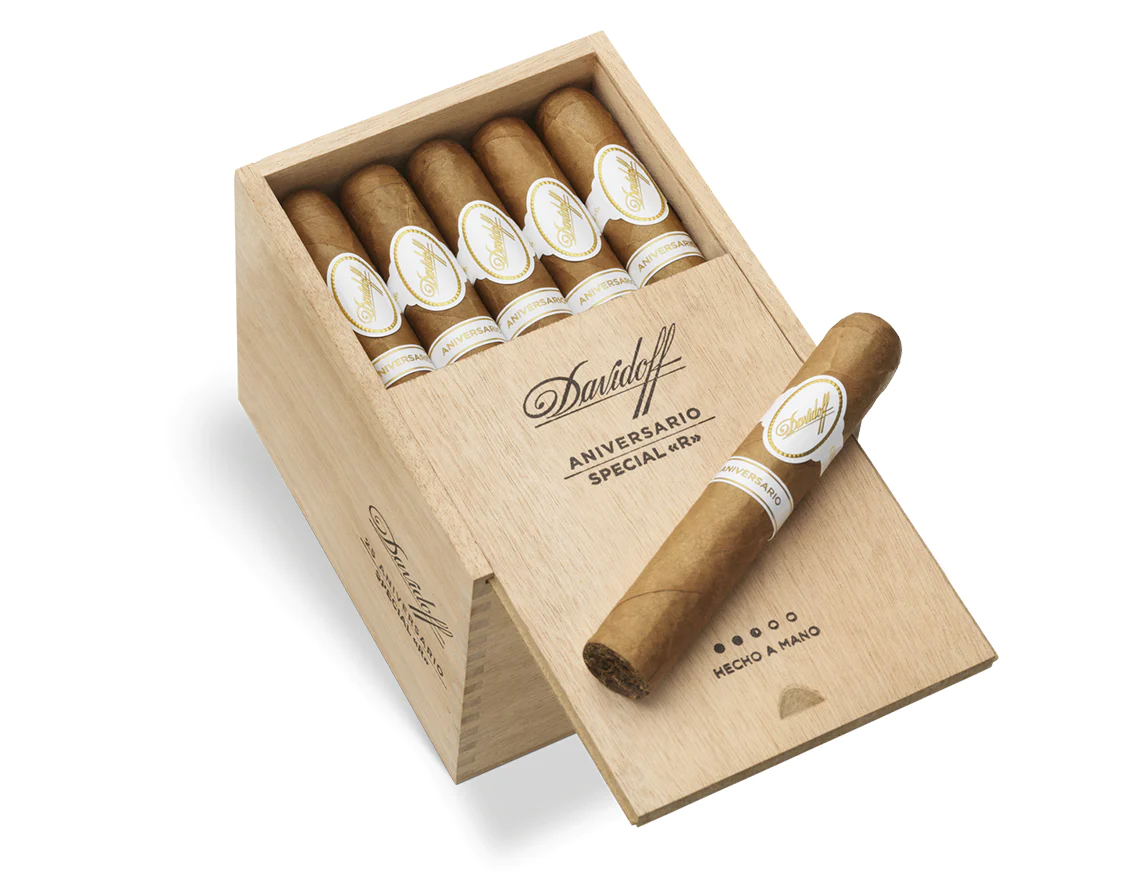 Davidoff-Aniversario-Special-R-Cigar.webp
