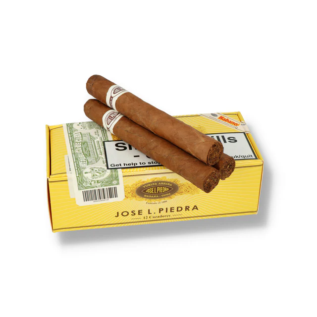 Jose-L.-Piedra-Cazadores-Cigar5.webp