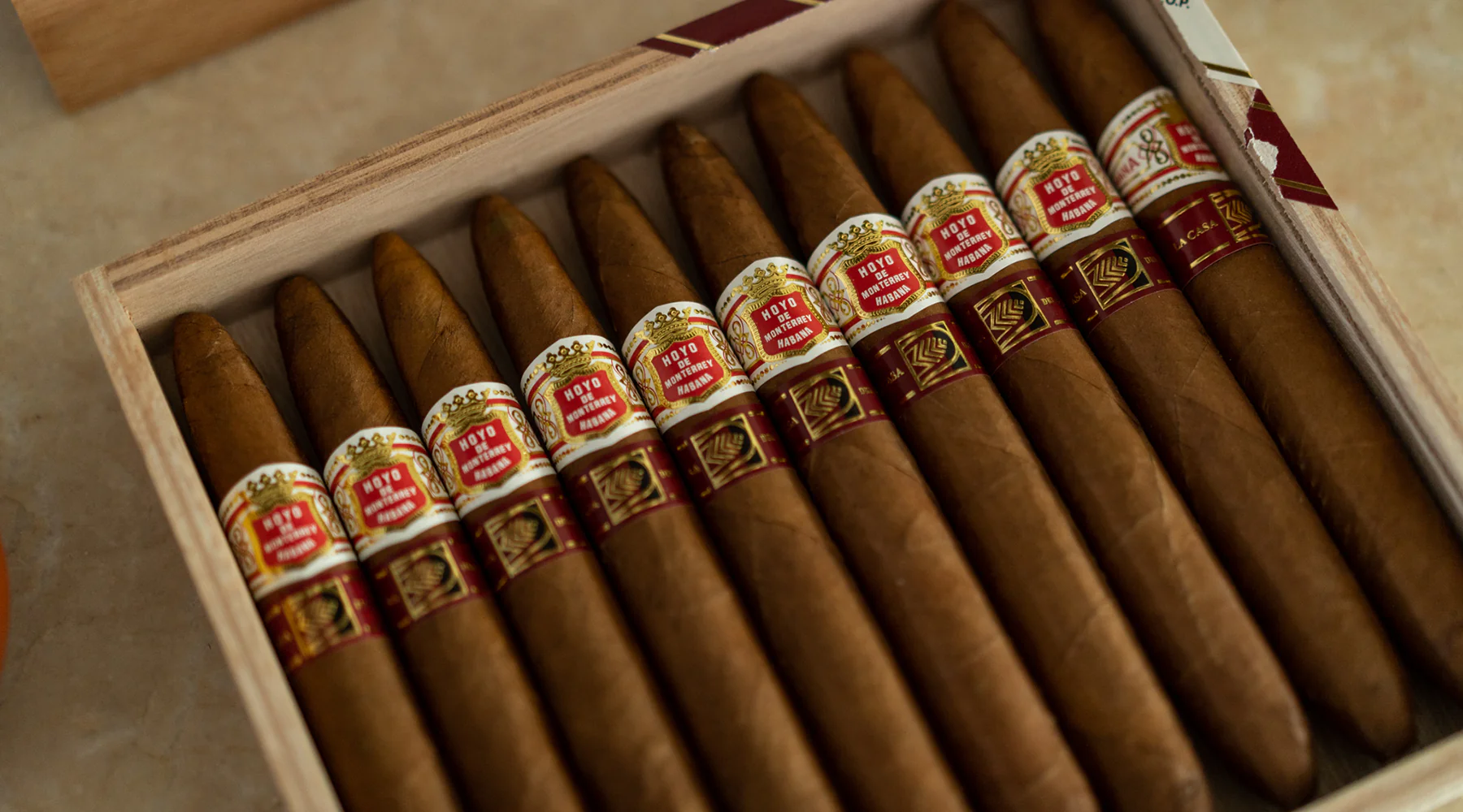 Hoyo de monterrey Cigars