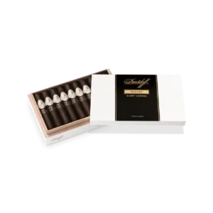 Davidoff Maduro Short Corona Cigar