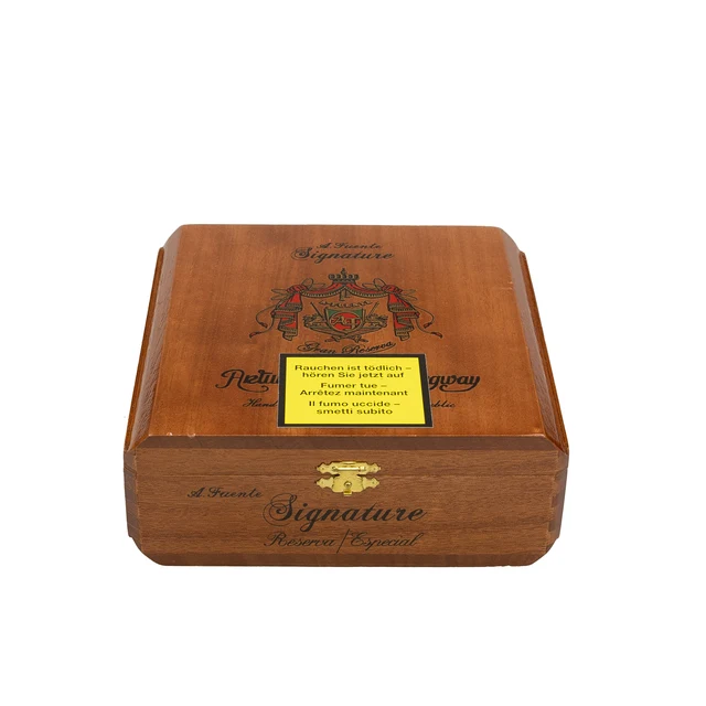Arturo Fuente – Signature I Natural 2